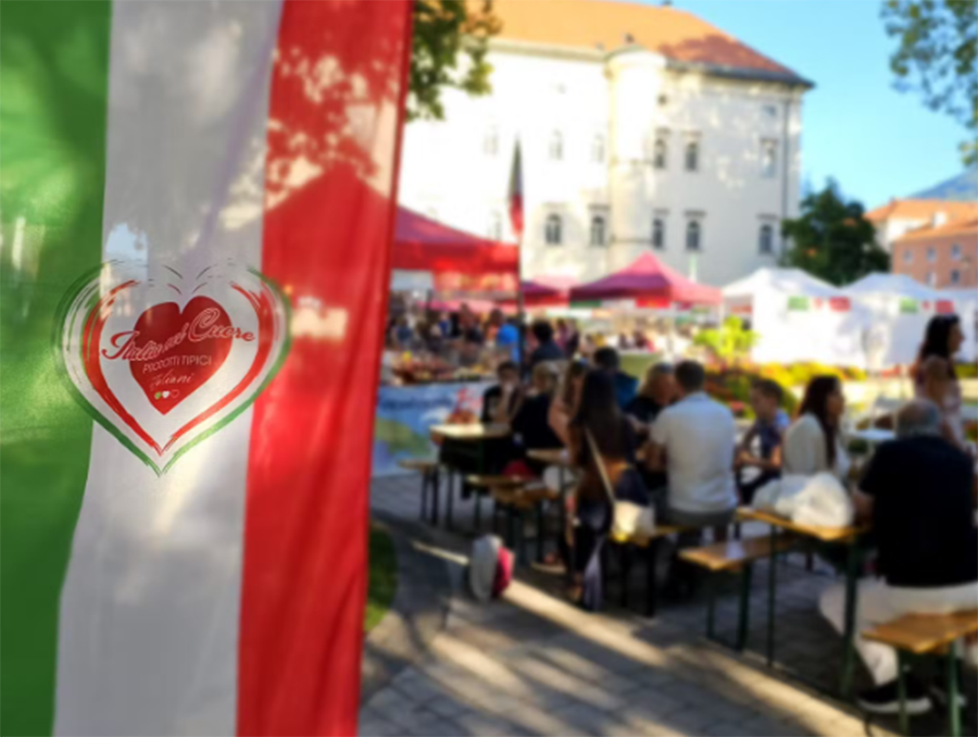 Italienischer Markt Ried