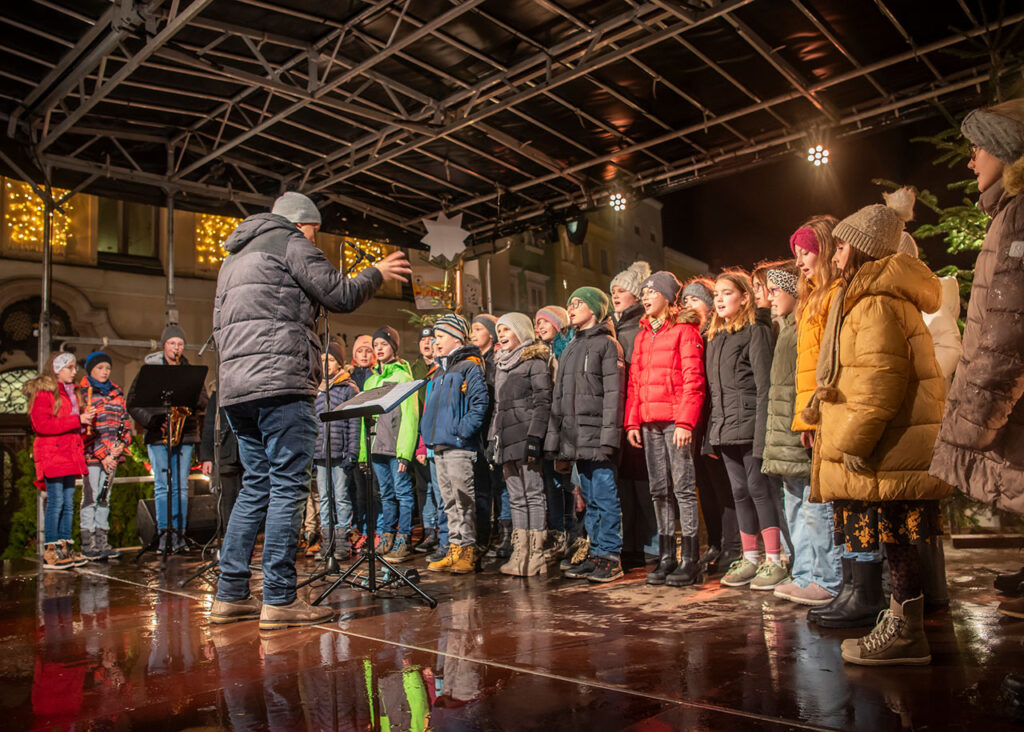Ried singt Weihnachtslieder