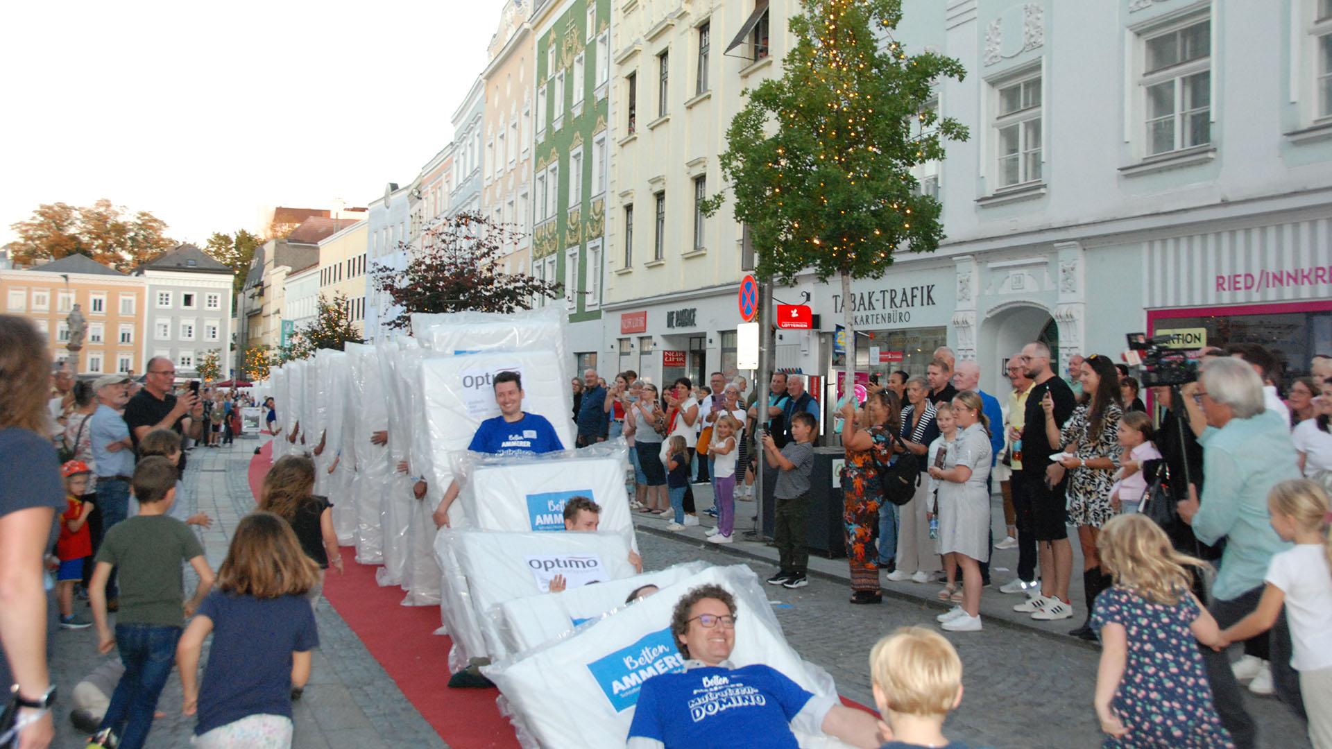 Shopping Night 2025